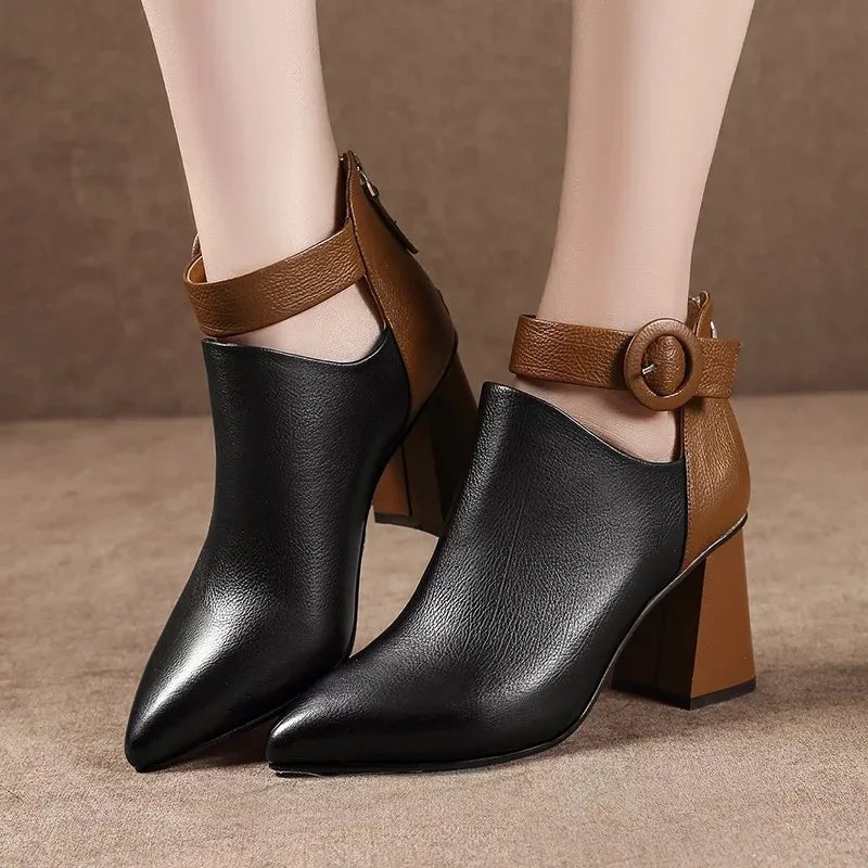 Stützende und trendige orthopädische Stiefel