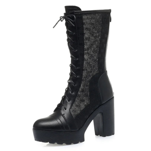 Maßgeschneiderte und bequeme orthopädische Stiefel