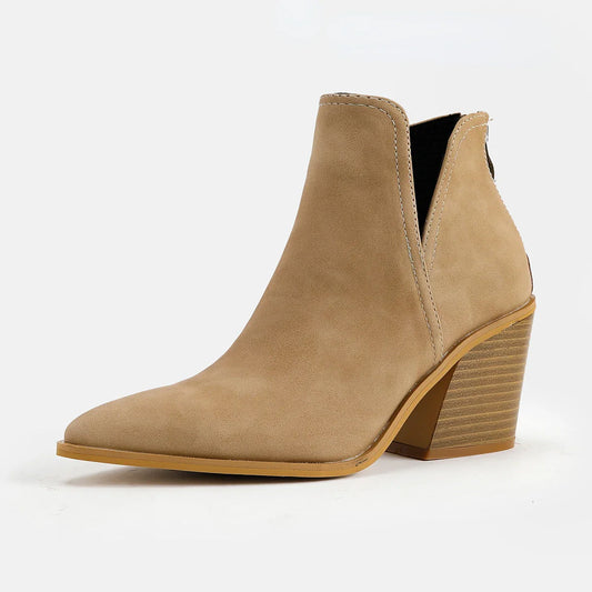 Stützende und stilvolle orthopädische Stiefel