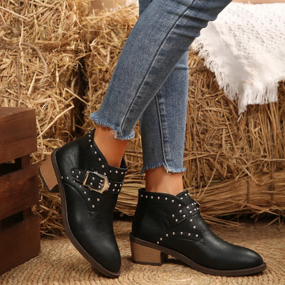 Lässige und stützende orthopädische Stiefel